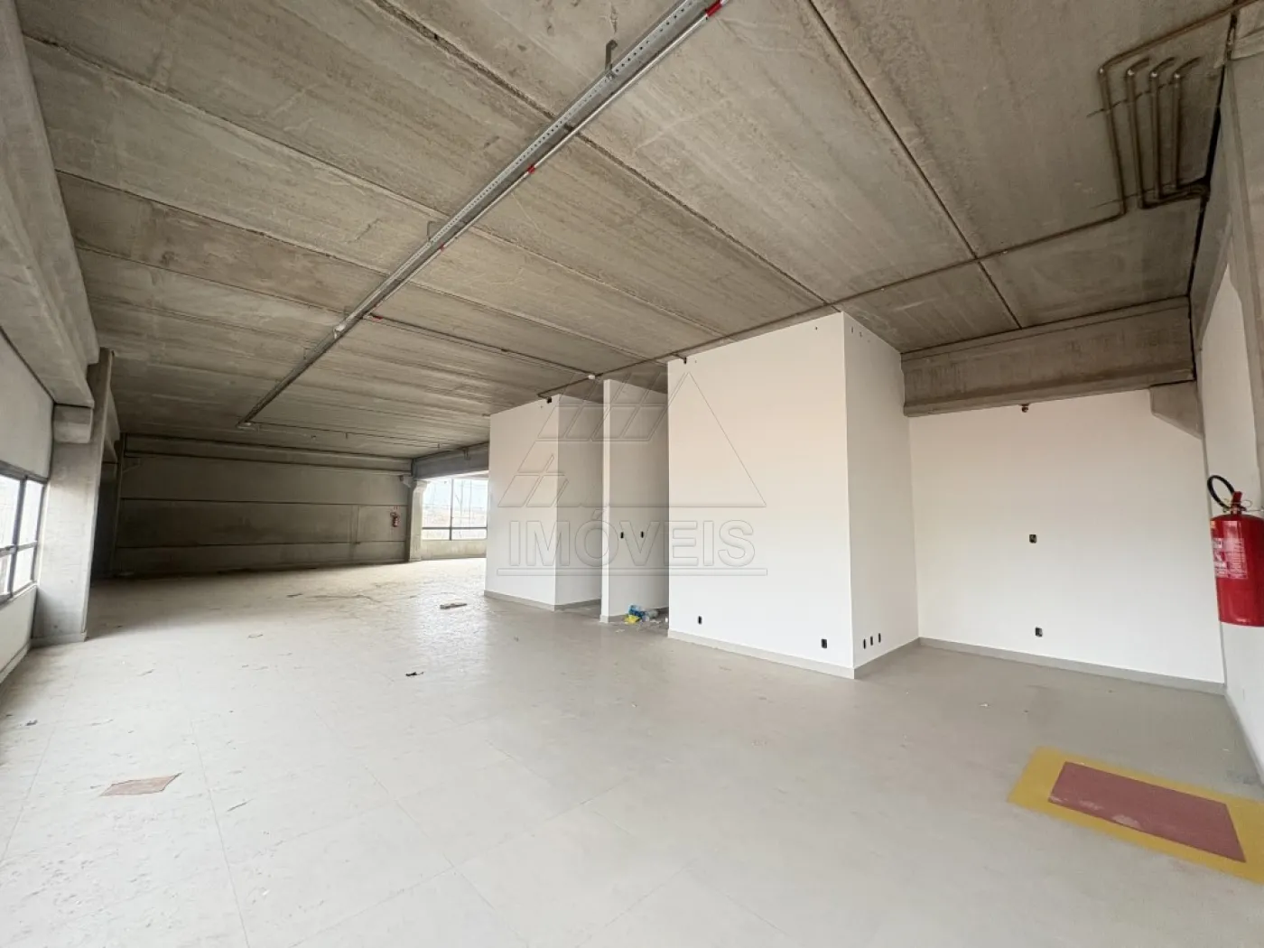 Alugar Comercial / Salão em Santa Bárbara D`Oeste R$ 8.900,00 - Foto 2