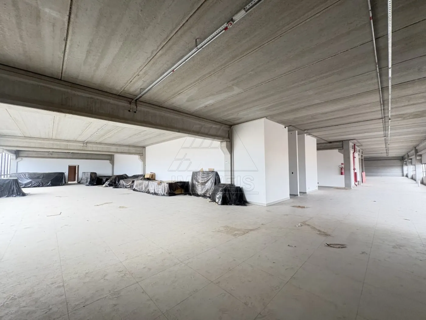 Alugar Comercial / Salão em Santa Bárbara D`Oeste R$ 8.900,00 - Foto 9