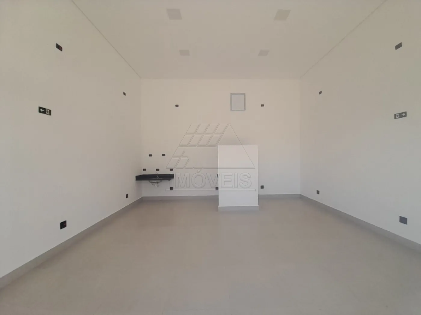 Alugar Comercial / Sala em Santa Bárbara D`Oeste R$ 2.300,00 - Foto 2