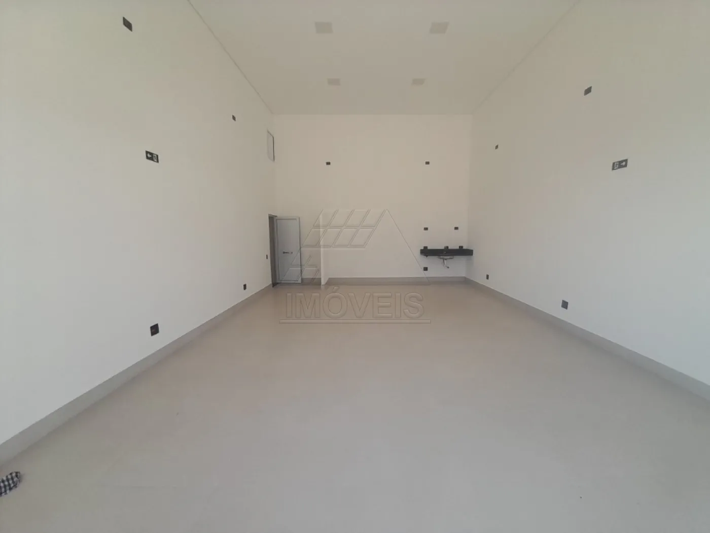 Alugar Comercial / Sala em Santa Bárbara D`Oeste R$ 2.300,00 - Foto 1